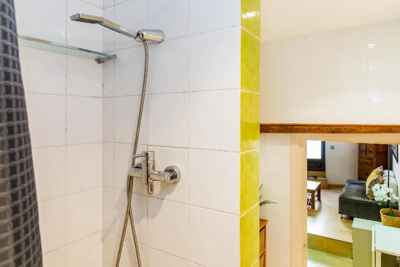 Fridays Flats Dreamy Duplex - Stylish Beach Loft Barcelona Szálloda