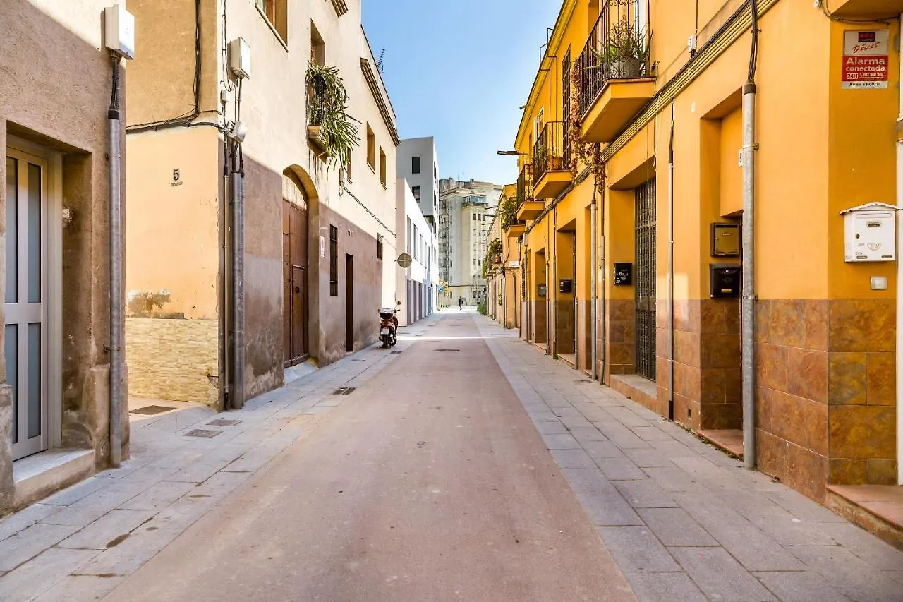 Fridays Flats Dreamy Duplex - Stylish Beach Loft Barcelona Szálloda