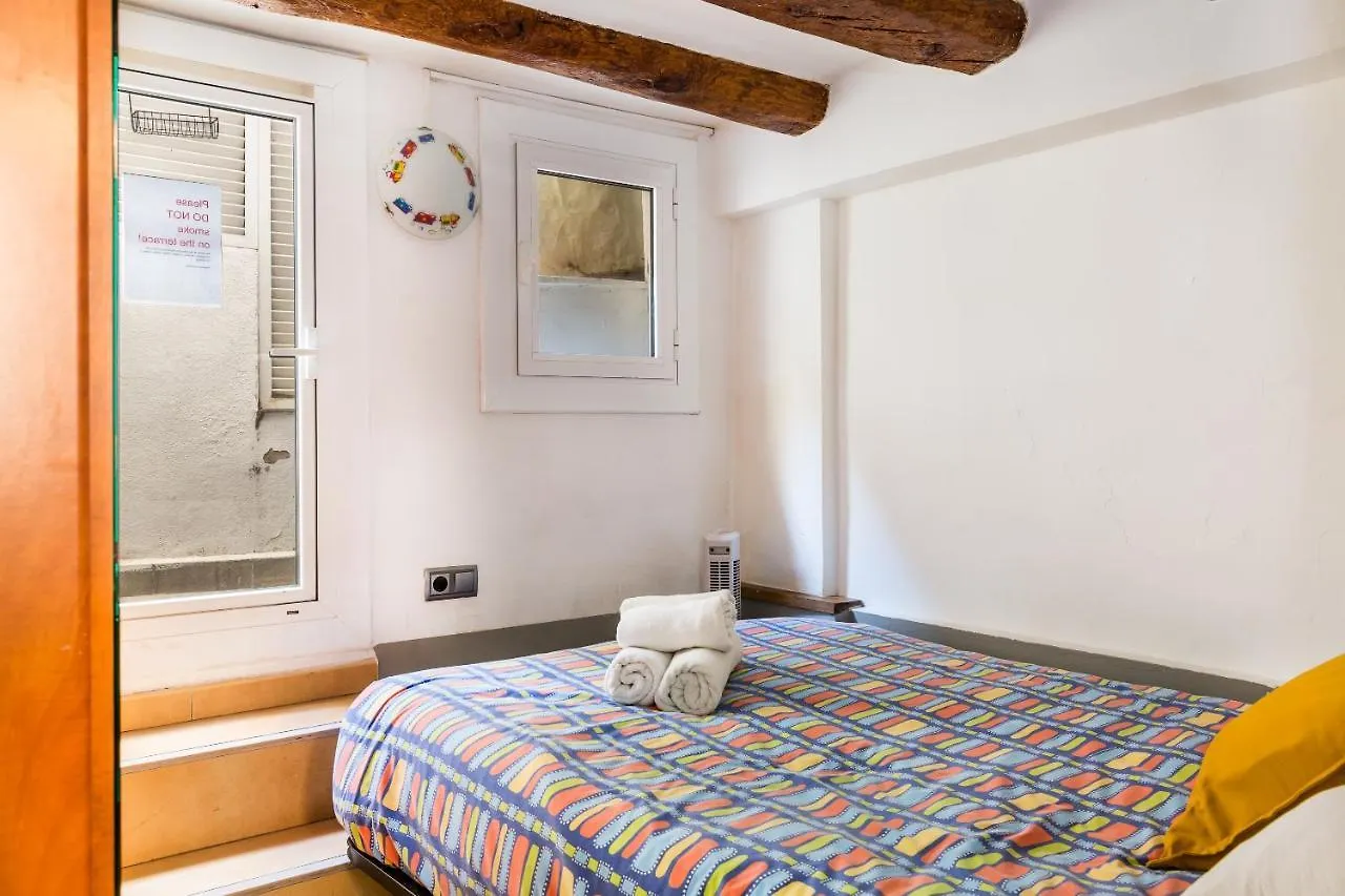 Fridays Flats Dreamy Duplex - Stylish Beach Loft Barcelona 3*,  Spanyolország